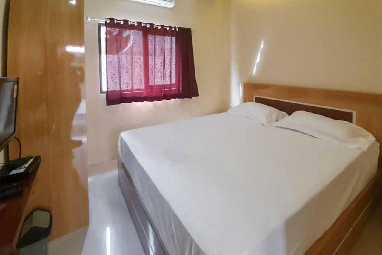 Jatiwangi Syariah Guest House Mitra Reddoorz Majalengka Exterior photo